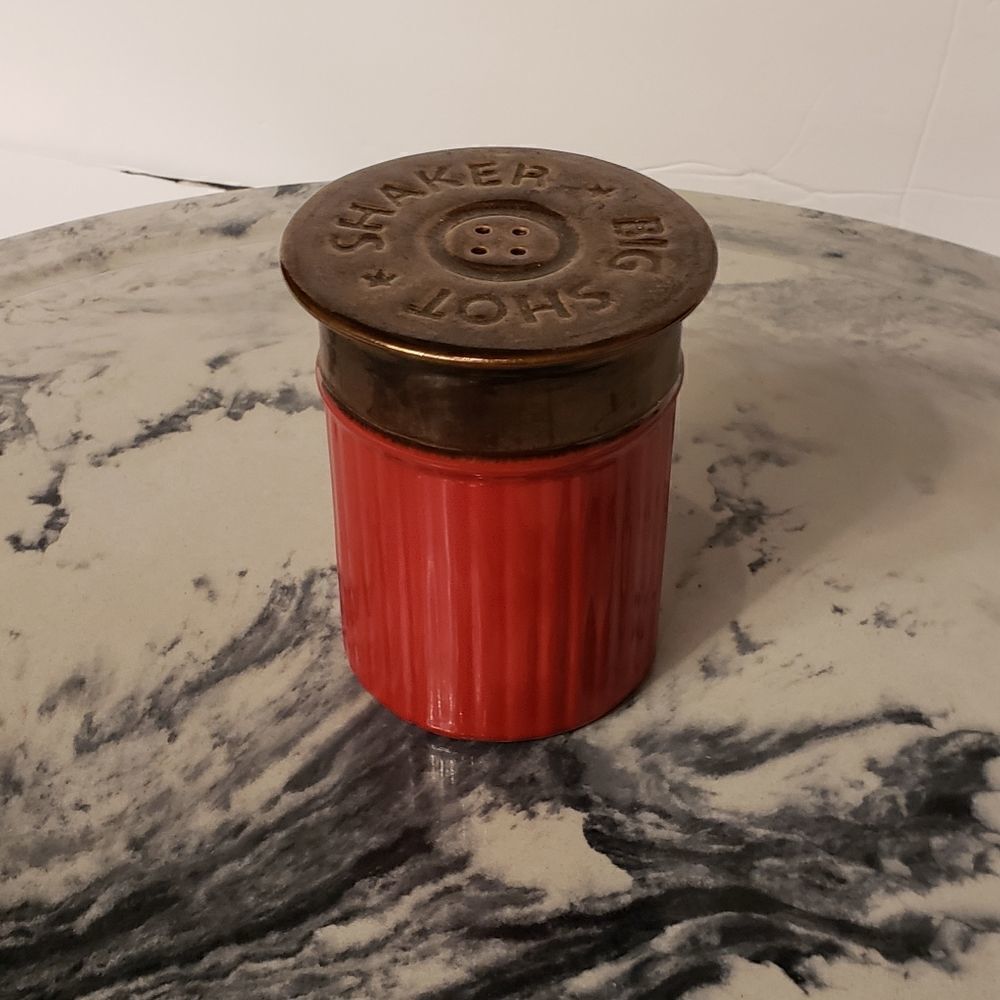 Big Shot Spice Shaker